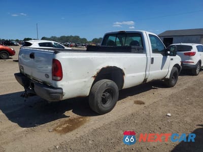 Trzecie zdjęcie samochodu z tyłu: 2001 FORD F250 SUPER DUTY VIN:1FTNF20L91EC58998 - miniatura