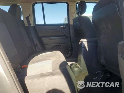 Zdjęcie 11 z 14 samochodu: 2014 JEEP PATRIOT LATITUDE VIN:1C4NJRFB9ED761528 - miniatura