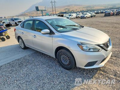 Czwarte zdjęcie samochodu z boku: 2016 NISSAN SENTRA SV VIN:3N1AB7AP7GL640709 - miniatura