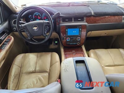 Zdjęcie 8 z 13 samochodu: 2008 CHEVROLET SUBURBAN K1500 LS VIN:1GNFK16328R208486 - miniatura