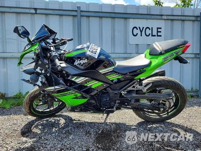 Trzecie zdjęcie samochodu z tyłu: 2016 KAWASAKI EX B VIN:JKAEX8B19GDA30720 - miniatura
