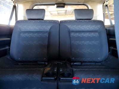 Zdjęcie 10 z 13 samochodu: 2007 HONDA ELEMENT SC VIN:5J6YH18937L005281 - miniatura