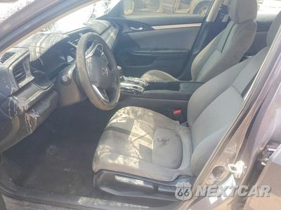 Zdjęcie 7 z 12 samochodu: 2018 HONDA CIVIC LX VIN:19XFC2F53JE042025 - miniatura