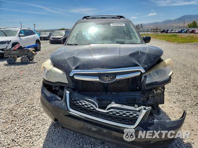 Piąte zdjęcie samochodu w środku: 2015 SUBARU FORESTER 2.5I PREMIUM VIN:JF2SJADC1FG409500 - miniatura