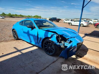 Czwarte zdjęcie samochodu z boku: 2022 TOYOTA GR 86 PREMIUM VIN:JF1ZNBE17N9757136 - miniatura
