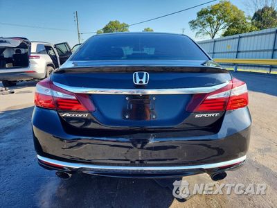 Zdjęcie 6 z 13 samochodu: 2016 HONDA ACCORD SPORT VIN:1HGCR2F50GA174626 - miniatura