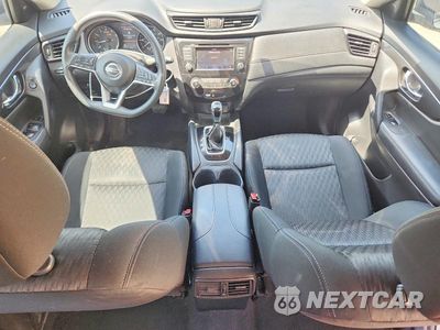 Zdjęcie 8 z 13 samochodu: 2018 NISSAN ROGUE S VIN:KNMAT2MT7JP545116 - miniatura