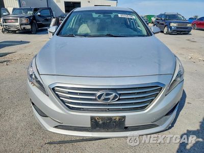 Piąte zdjęcie samochodu w środku: 2017 HYUNDAI SONATA SE VIN:5NPE24AF6HH553602 - miniatura