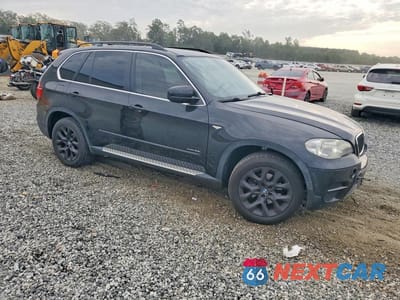 Czwarte zdjęcie samochodu z boku: 2013 BMW X5 XDRIVE35I VIN:5UXZV4C54DL994128 - miniatura