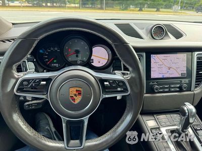 Zdjęcie 7 z 10 samochodu: 2018 PORSCHE MACAN S VIN:WP1AB2A52JLB33457 - miniatura