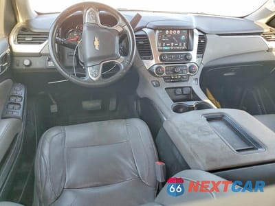 Zdjęcie 8 z 14 samochodu: 2016 CHEVROLET SUBURBAN C1500 LT VIN:1GNSCHKC6GR413950 - miniatura