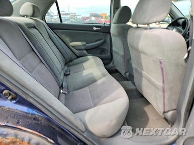 Zdjęcie 10 z 12 samochodu: 2003 HONDA ACCORD LX VIN:1HGCM563X3A135258 - miniatura