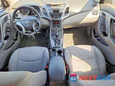 Zdjęcie 8 z 12 samochodu: 2016 HYUNDAI ELANTRA SE VIN:KMHDH4AE4GU583781 - miniatura
