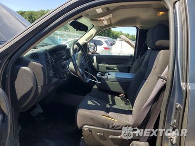 Zdjęcie 7 z 12 samochodu: 2011 CHEVROLET SILVERADO K1500 LT VIN:1GCRKSE35BZ231216 - miniatura