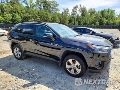 Czwarte zdjęcie samochodu z boku: 2022 TOYOTA RAV4 XLE VIN:2T3P1RFV3NC262425 - miniatura