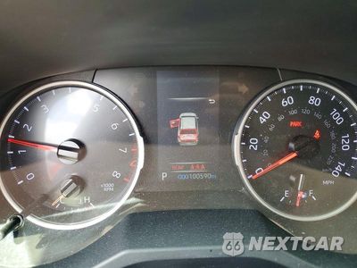 Zdjęcie 9 z 14 samochodu: 2019 TOYOTA RAV4 LE VIN:JTMF1RFV5KJ004668 - miniatura
