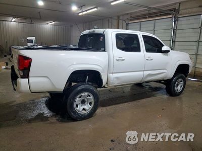 Trzecie zdjęcie samochodu z tyłu: 2021 TOYOTA TACOMA SR V6 VIN:3TMCZ5AN3MM407081 - miniatura