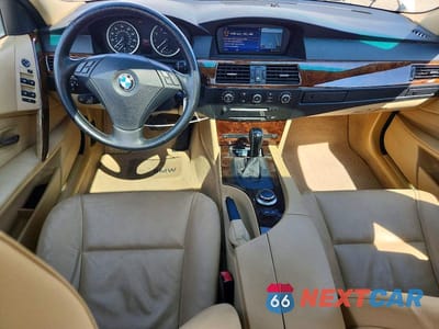 Zdjęcie 8 z 13 samochodu: 2007 BMW 525 XI VIN:WBANF335X7CS41454 - miniatura