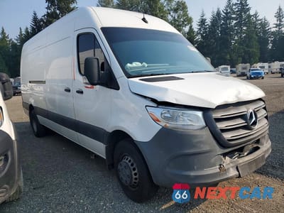 Czwarte zdjęcie samochodu z boku: 2019 MERCEDES-BENZ SPRINTER 3500/4500 VIN:WD3PF4CD0KP028372 - miniatura