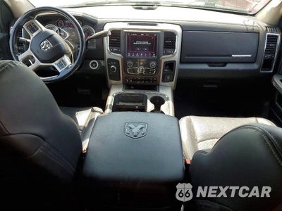 Zdjęcie 8 z 13 samochodu: 2018 RAM 2500 LARAMIE VIN:3C6UR5KJ1JG382571 - miniatura