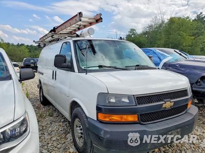 Czwarte zdjęcie samochodu z boku: 2020 CHEVROLET EXPRESS G2500 VIN:1GCWGAFG7L1271071 - miniatura