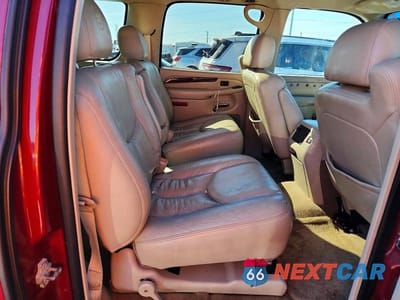 Zdjęcie 11 z 13 samochodu: 2006 CADILLAC ESCALADE ESV VIN:3GYFK66N96G225008 - miniatura