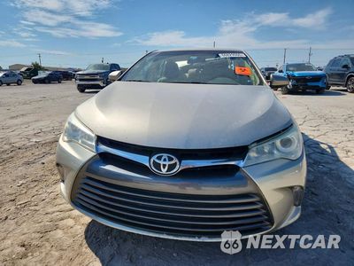 Piąte zdjęcie samochodu w środku: 2016 TOYOTA CAMRY XLE VIN:4T4BF1FK7GR520402 - miniatura