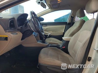 Zdjęcie 7 z 12 samochodu: 2017 HYUNDAI ELANTRA SE VIN:5NPD84LF7HH085855 - miniatura