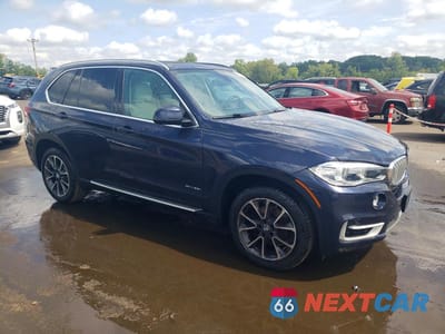 Czwarte zdjęcie samochodu z boku: 2016 BMW X5 XDRIVE35I VIN:5UXKR0C52G0P30250 - miniatura