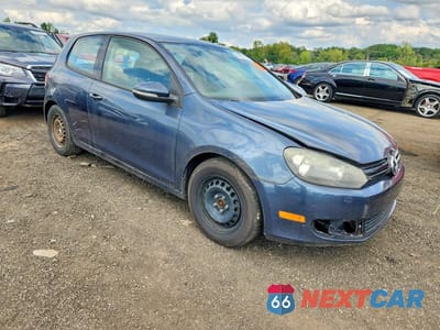 Czwarte zdjęcie samochodu z boku: 2012 VOLKSWAGEN GOLF VIN:WVWAB7AJ1CW334845 - miniatura