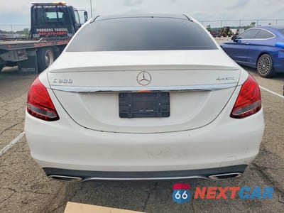Zdjęcie 6 z 12 samochodu: 2016 MERCEDES-BENZ C 300 4MATIC VIN:WDDWF4KB6GR134098 - miniatura