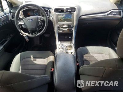 Zdjęcie 8 z 13 samochodu: 2020 FORD FUSION SE VIN:3FA6P0HD3LR111245 - miniatura