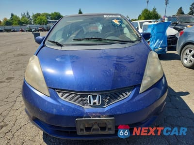 Piąte zdjęcie samochodu w środku: 2013 HONDA FIT VIN:JHMGE8H34DC017397 - miniatura