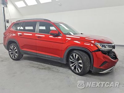 Czwarte zdjęcie samochodu z boku: 2022 VOLKSWAGEN ATLAS SE VIN:1V2KR2CA9NC560859 - miniatura