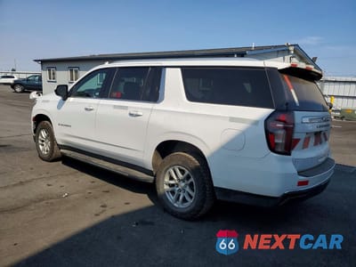 Drugie zdjęcie samochodu z przodu: 2023 CHEVROLET SUBURBAN K1500 LT VIN:1GNSKCKD7PR130567 - miniatura