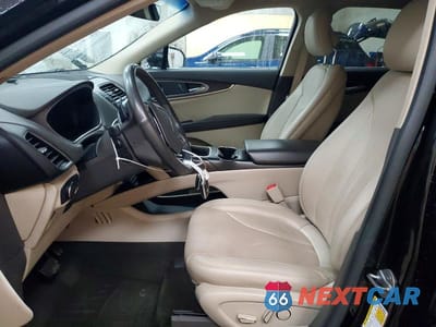Zdjęcie 7 z 13 samochodu: 2019 LINCOLN NAUTILUS RESERVE VIN:2LMPJ8L92KBL40689 - miniatura