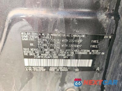 Zdjęcie 13 z 13 samochodu: 2018 TOYOTA RAV4 LE VIN:2T3BFREV5JW751866 - miniatura