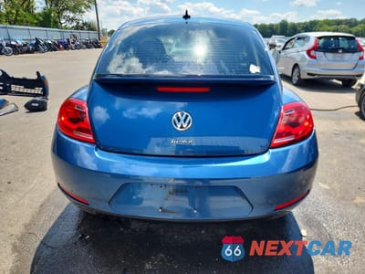 Zdjęcie 6 z 13 samochodu: 2016 VOLKSWAGEN BEETLE SE VIN:3VWJ07AT5GM617016 - miniatura