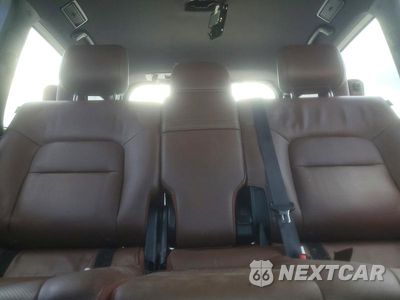 Zdjęcie 10 z 14 samochodu: 2016 TOYOTA LAND CRUISER BASE VIN:JTMCY7AJ6G4040625 - miniatura