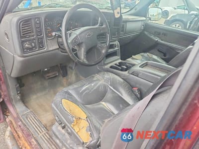 Zdjęcie 8 z 12 samochodu: 2003 CHEVROLET SILVERADO K1500 VIN:2GCEK19T031399813 - miniatura