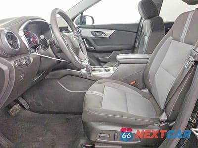 Zdjęcie 7 z 14 samochodu: 2026 CHEVROLET BLAZER 2LT VIN:3GNKBCR45TS142763 - miniatura