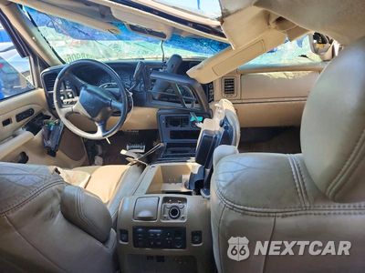 Zdjęcie 8 z 13 samochodu: 2001 CHEVROLET TAHOE K1500 VIN:1GNEK13T21J100373 - miniatura