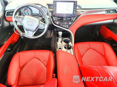 Zdjęcie 8 z 12 samochodu: 2022 TOYOTA CAMRY XSE VIN:4T1K31AK5NU044643 - miniatura