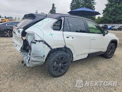 Trzecie zdjęcie samochodu z tyłu: 2024 TOYOTA RAV4 XSE VIN:JTME6RFV8RJ052480 - miniatura