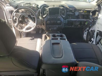 Zdjęcie 8 z 13 samochodu: 2020 CHEVROLET SILVERADO K2500 HEAVY DUTY LT VIN:1GC1YNEYXLF307119 - miniatura