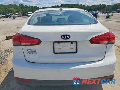 Zdjęcie 6 z 13 samochodu: 2018 KIA FORTE LX VIN:3KPFK4A76JE247149 - miniatura