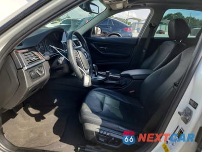Zdjęcie 7 z 12 samochodu: 2015 BMW 328 I VIN:WBA3A5C52FF607180 - miniatura
