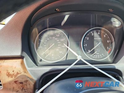 Zdjęcie 9 z 12 samochodu: 2011 BMW 328 XI SULEV VIN:WBAPK5C52BF126659 - miniatura