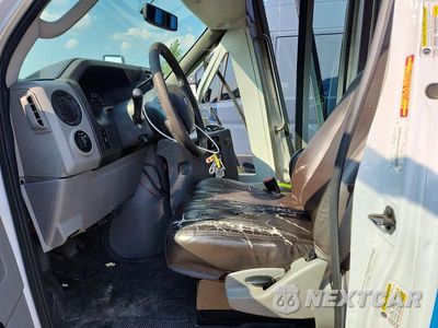Zdjęcie 7 z 13 samochodu: 2017 FORD E450 SHUTTLE BUS VIN:1FDFE4FS1HDC06603 - miniatura
