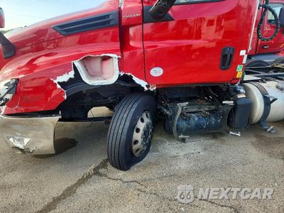 Zdjęcie 10 z 11 samochodu: 2023 FREIGHTLINER CASCADIA 126